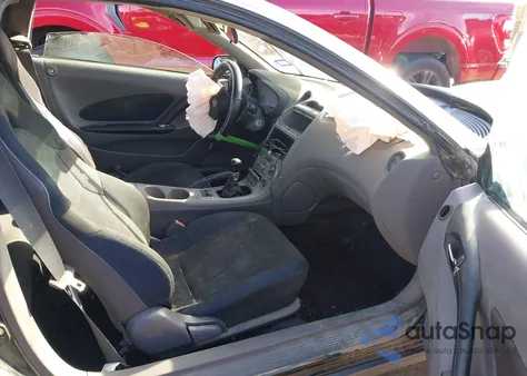 2001 Toyota Celica Gt z USA, uszkodzony, nr VIN JTDDR32T010079655